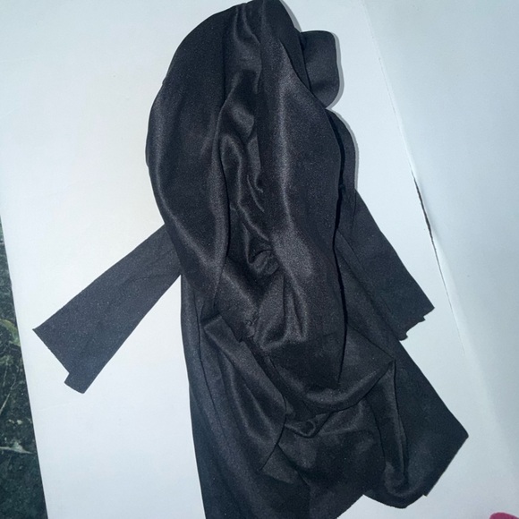 Black and White Ghost Face Mask - Picture 2 of 4